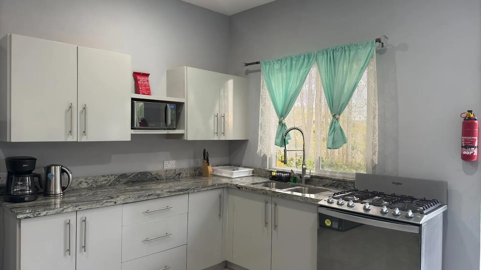 Hilltop Condos Unit #2 Gros Islet Daire