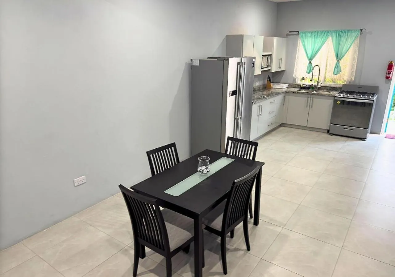 Daire Hilltop Condos Unit #2 Gros Islet